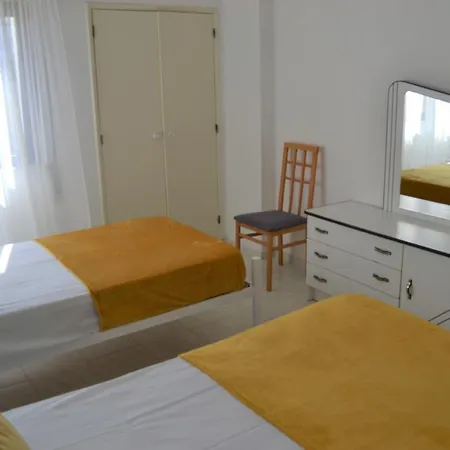 Espacoso Com Estacionamento Incluido Apartment *