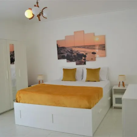 Espacoso Com Estacionamento Incluido Apartment *