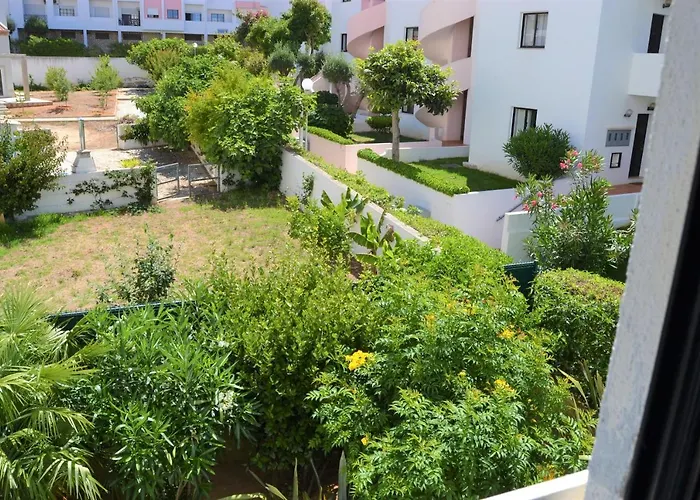 Espacoso Com Estacionamento Incluido By Qozzy Appartement